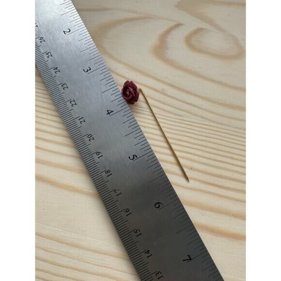 Red Rose Gold-Tone Hat Stick Pin Vintage Metal Accessory For Women Or Men - Picture 2 of 3